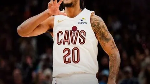 梅西于比赛第68分钟离场，结束今日征程。